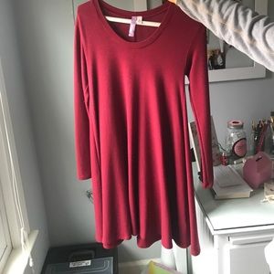 Long sleeve red dress